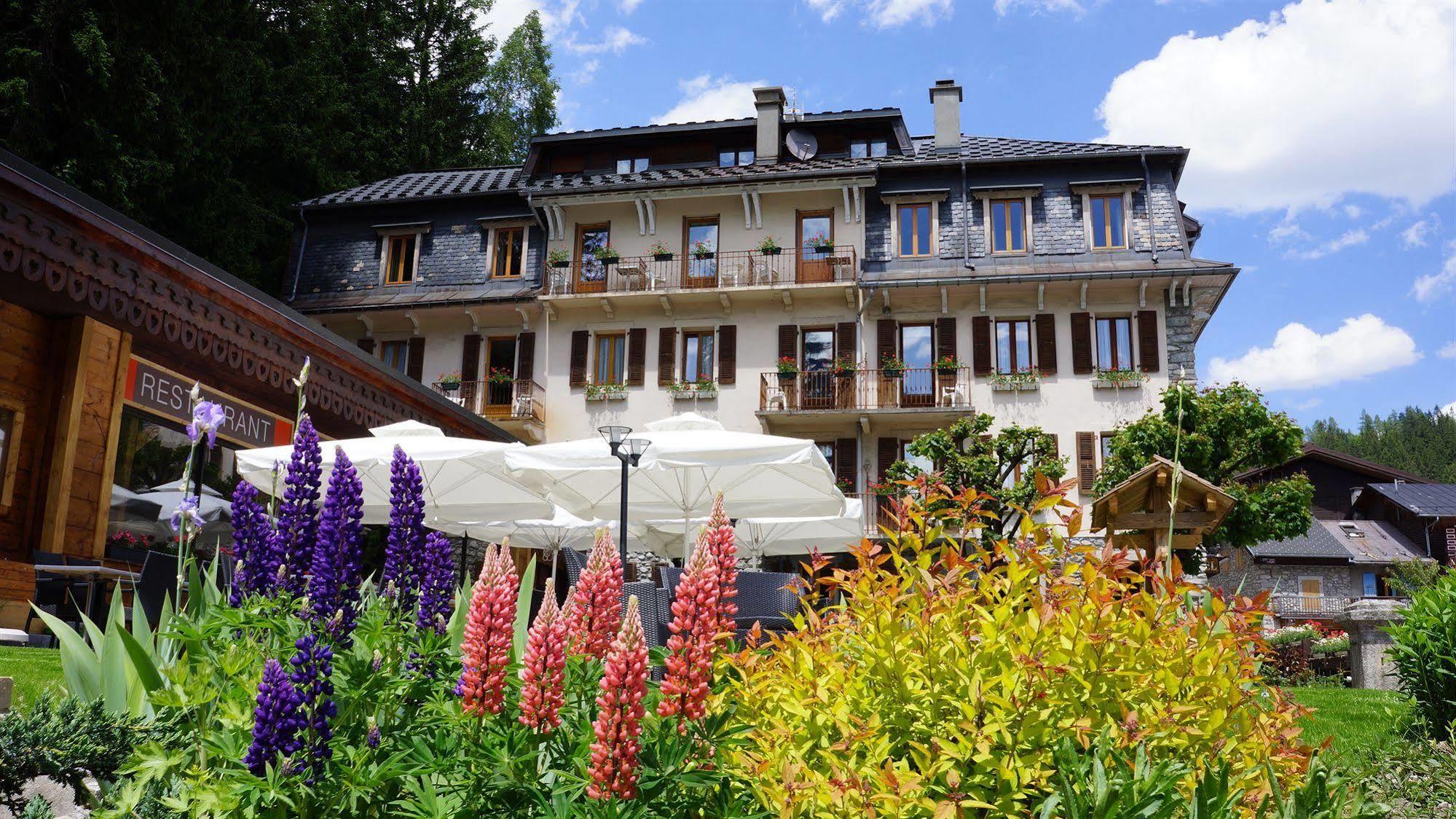Hotel Restaurant La Couronne Chamonix Exterior photo
